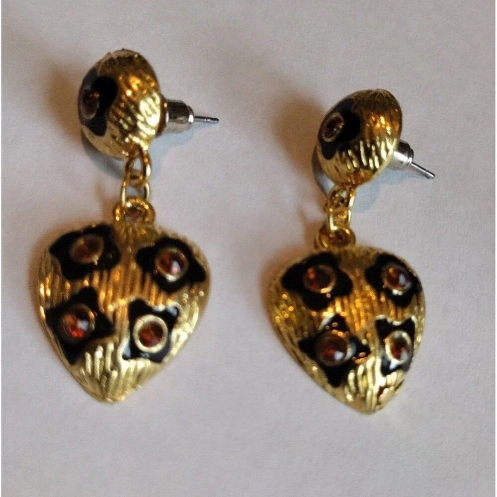 Gold tone heart-shaped costume jewelry earrings